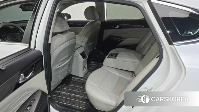 Kia K7 Premier Hybrid id 4458882 из Кореи 11