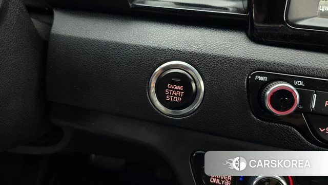 Kia Niro id 4873677 из Кореи 11