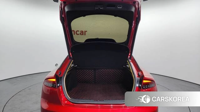 Kia Stinger id 3905644 из Кореи 11