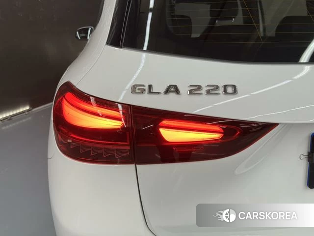 Mercedes-Benz GLA id 4263483 из Китая 11