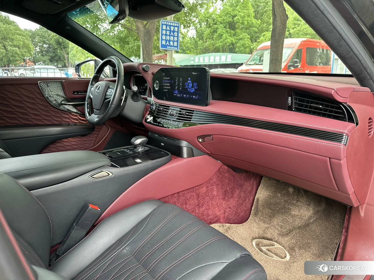 Lexus LS id 4420304 из Китая 11