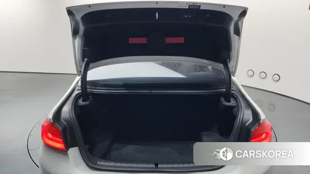 BMW 5 Series (G30) id 3510141 из Кореи 11