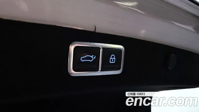 Hyundai Grandeur (GN7) id 2408464 из Кореи 11