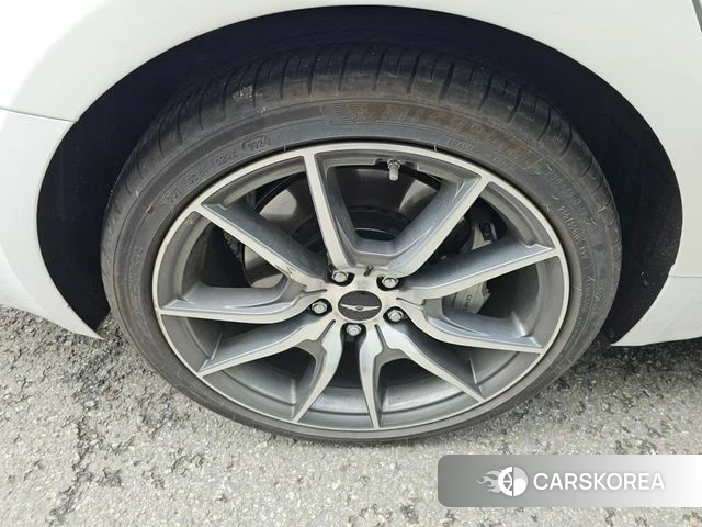 Genesis The New G70 id 4308206 из Кореи 11