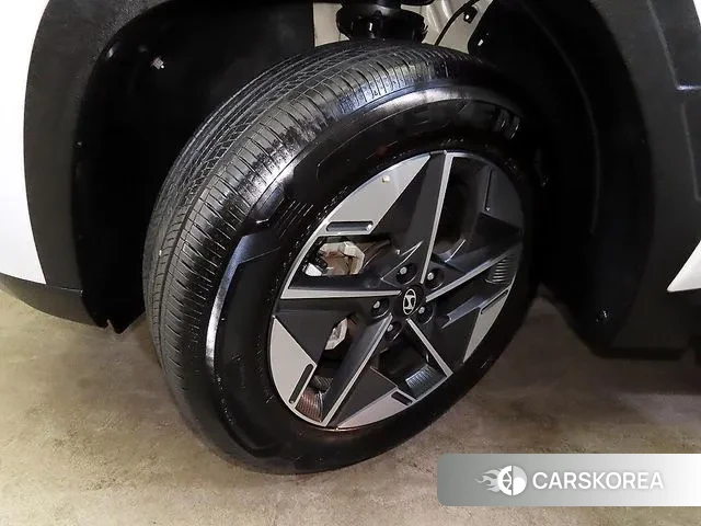 Hyundai The New Tucson (NX4) id 3696203 из Кореи 11