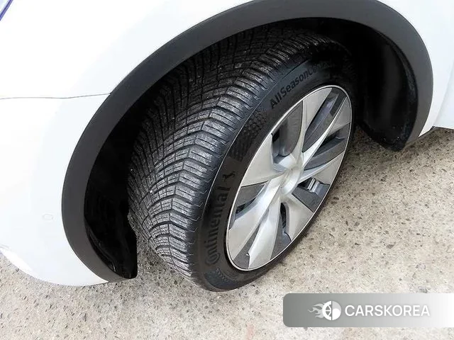 Tesla Model Y id 3694875 из Кореи 11