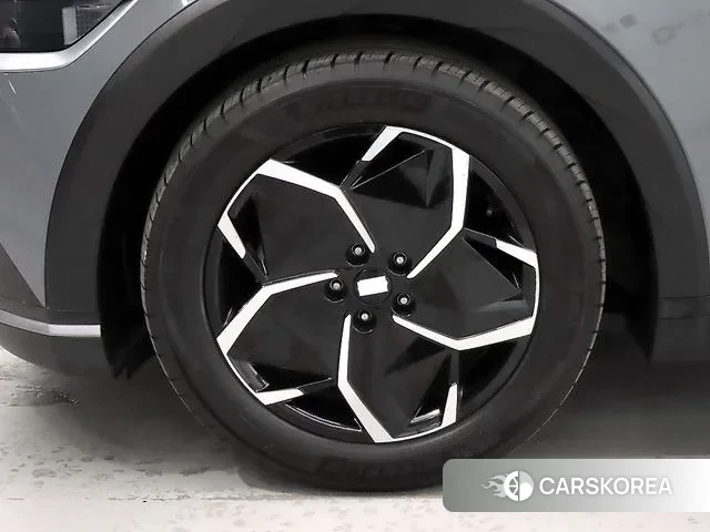 Hyundai Ionic 5 id 3665536 из Кореи 11