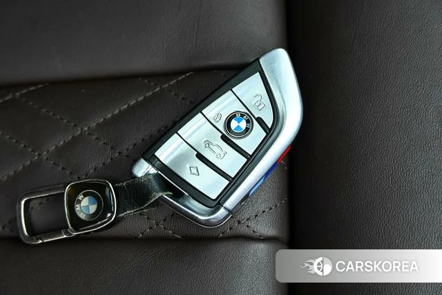 BMW 7 series id 4261143 из Китая 11