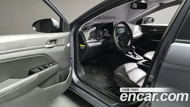 Hyundai Avante AD id 2681330 из Кореи 11