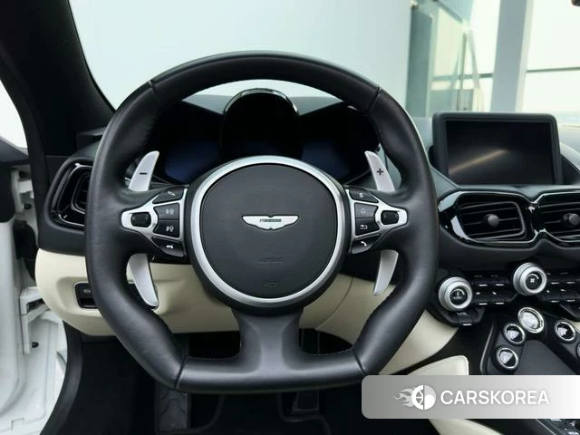 Aston Martin Vantage id 4238837 из Китая 11