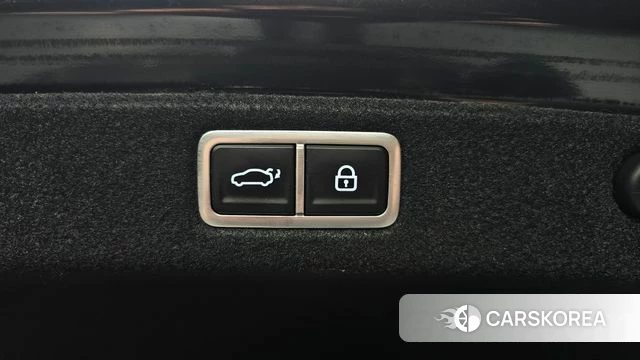 Hyundai Grandeur (GN7) id 3838933 из Кореи 11