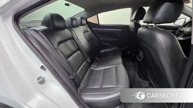 Hyundai The New Avante AD id 3429292 из Кореи 11