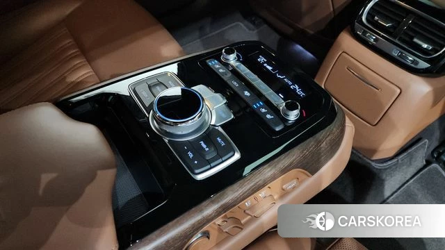 Genesis G90 id 3893885 из Кореи 11