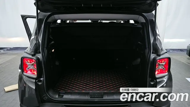 Jeep Renegade id 2621481 из Кореи 11