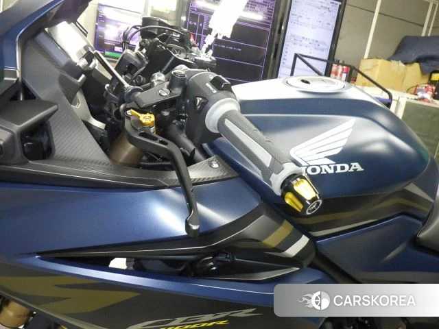 Honda CBR400R id 3949402 из Японии 11