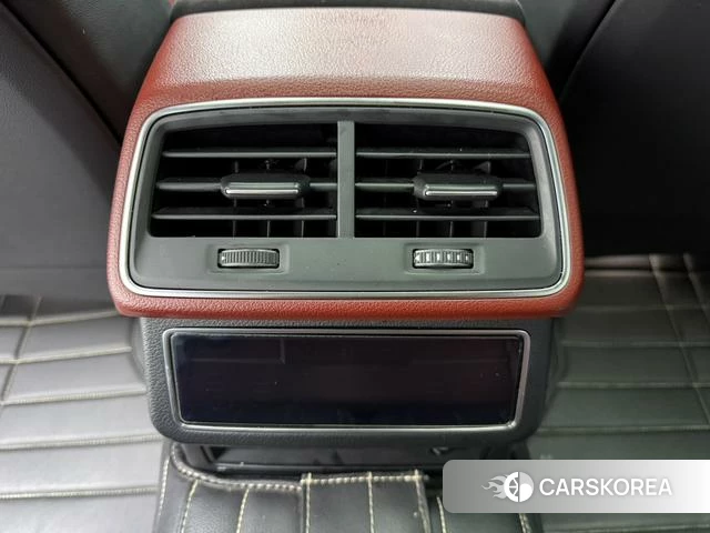Audi A7L id 4216852 из Китая 11