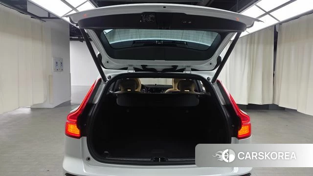 Volvo V60 Cross-Country 2nd Generation id 3911590 из Кореи 11