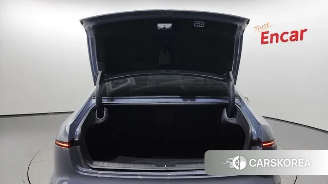 Hyundai Grandeur (GN7) id 3052893 из Кореи 11