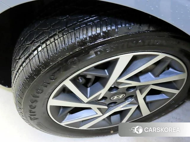 Hyundai Grandeur (GN7) id 4602798 из Кореи 11