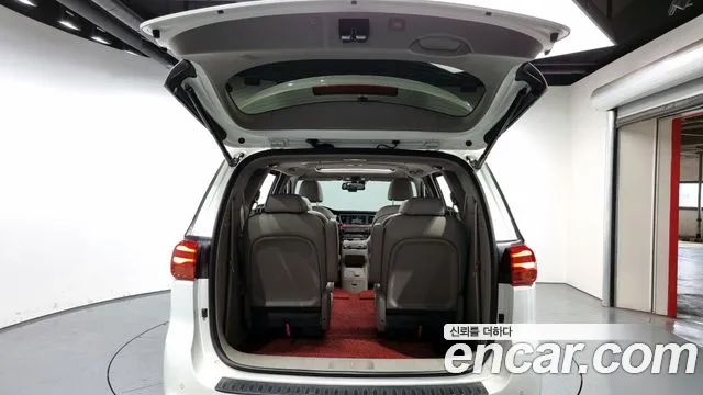 Kia The New Carnival id 2761723 из Кореи 11