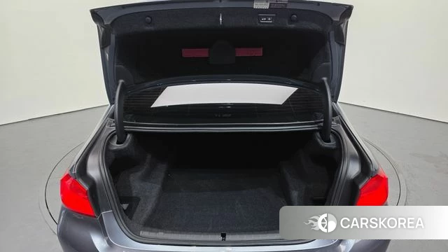 BMW 5 Series (G30) id 3955865 из Кореи 11