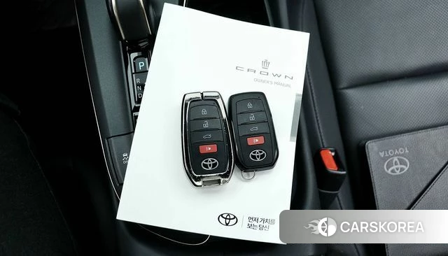 Toyota Crown Crossover id 3914675 из Кореи 11