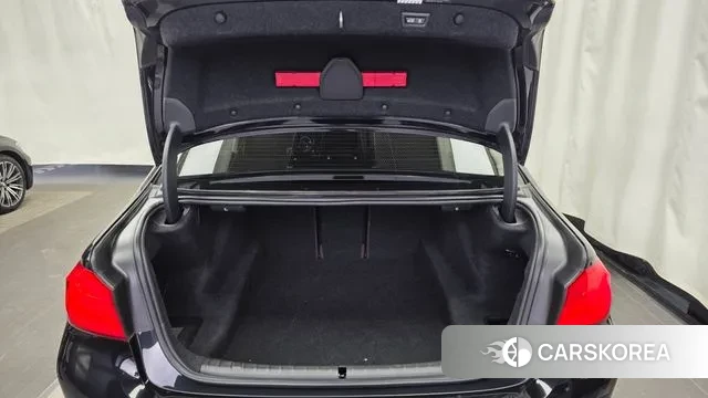 BMW 5 Series (G30) id 3754540 из Кореи 11