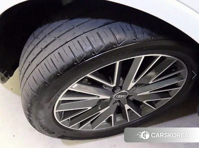 Audi Q3 (F3) id 2959400 из Кореи 11