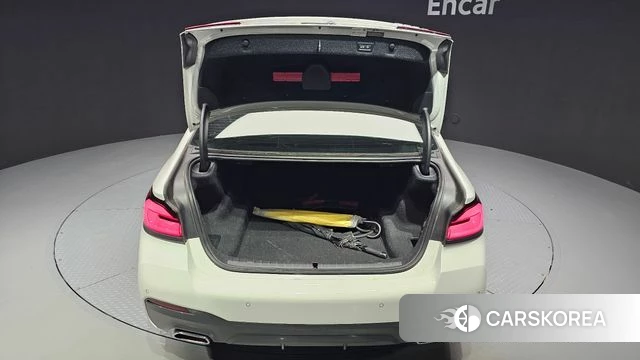 BMW 5 Series (G30) id 3954849 из Кореи 11