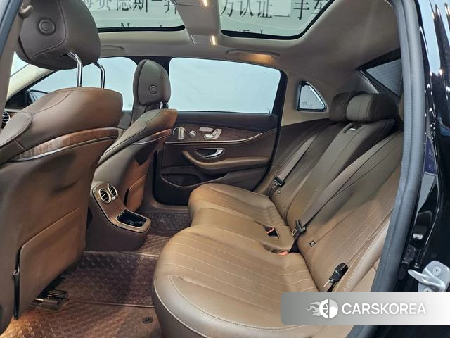 Mercedes-Benz E-class id 4263523 из Китая 11