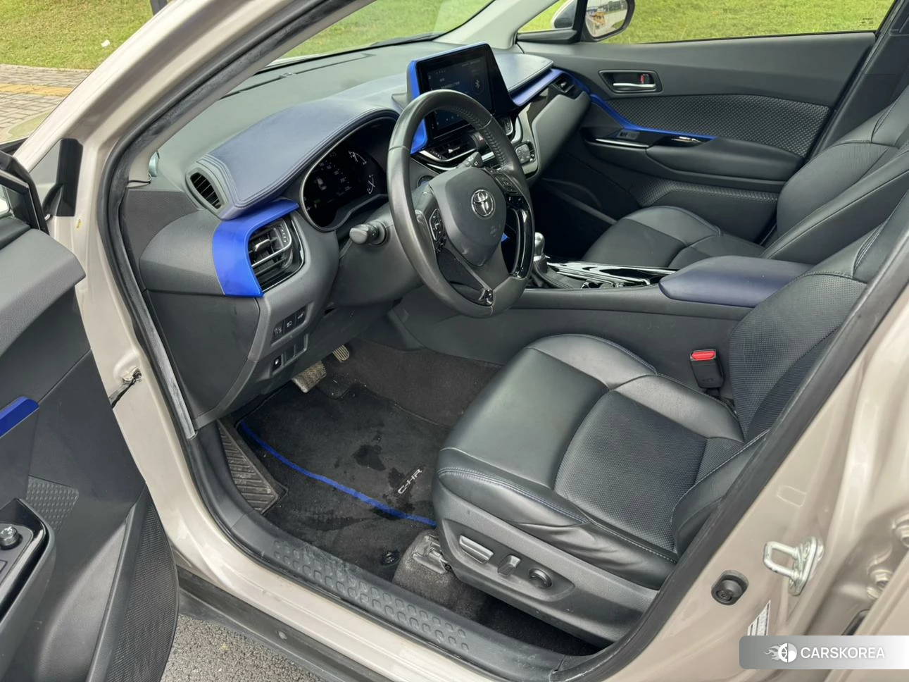Toyota C-HR id 4454745 из Китая 11