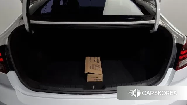 Hyundai The New Avante AD id 3000381 из Кореи 11