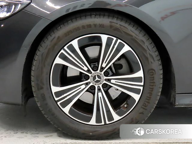 Mercedes-Benz E-Class W214 id 4539884 из Кореи 11
