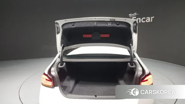 BMW 5 Series (G30) id 3427548 из Кореи 11