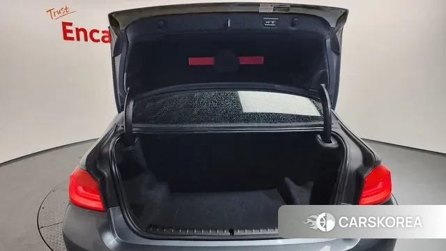 BMW 5 Series (G30) id 3510022 из Кореи 11