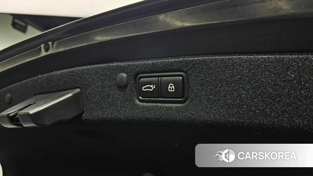 Hyundai The New Grandeur IG Hybrid id 4284504 из Кореи 11