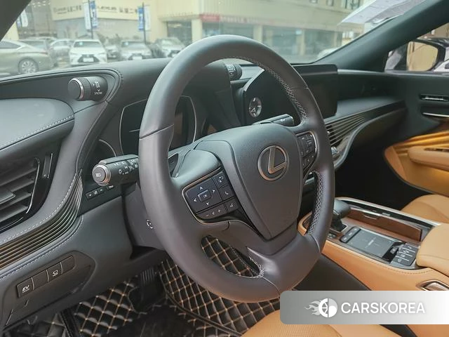 Lexus LS id 4261867 из Китая 11
