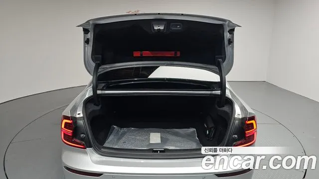 Volvo S60 3rd generation id 2695772 из Кореи 11