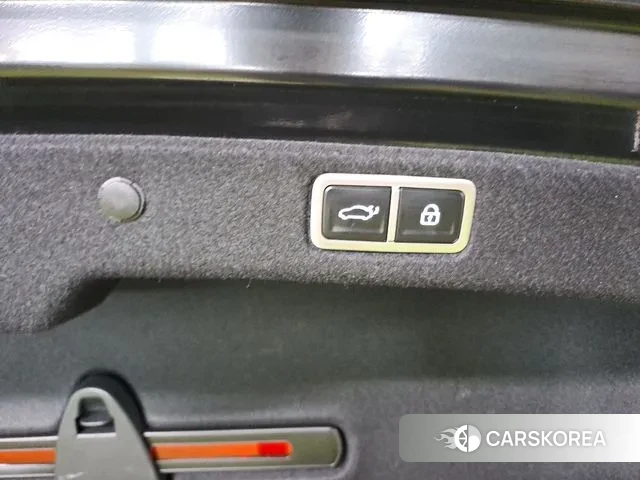 Hyundai Grandeur Hybrid (GN7) id 2889340 из Кореи 11