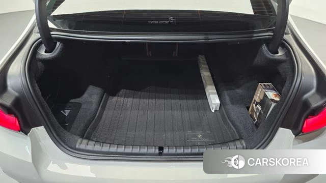 BMW 5 Series (G30) id 4202337 из Кореи 11