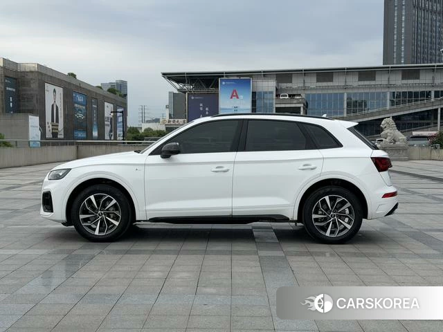 Audi Q5L id 4278399 из Китая 11