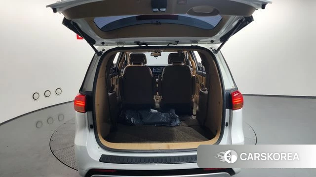 Kia All New Carnival id 4448346 из Кореи 11