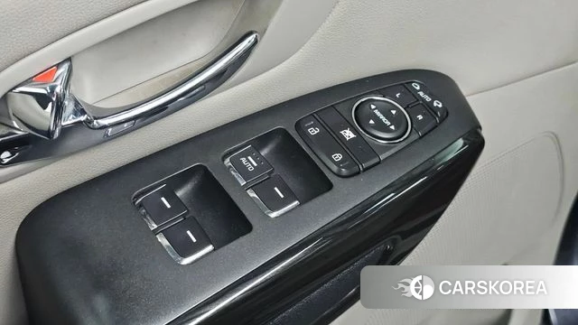 Kia The New Carnival id 4760000 из Кореи 11