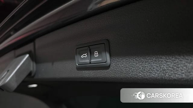 Audi Q3 (F3) id 3934722 из Кореи 11