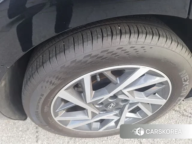 Hyundai Grandeur (GN7) id 3596600 из Кореи 11