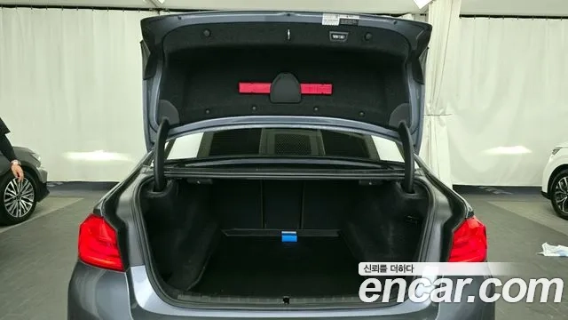 BMW 5 Series (G30) id 2876826 из Кореи 11