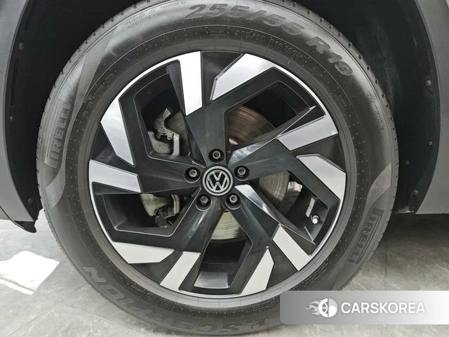 Volkswagen Tourang id 4306965 из Китая 11
