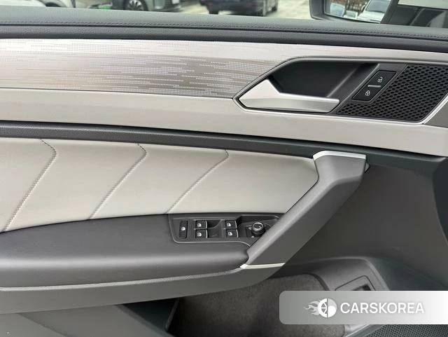 Volkswagen Tanyue id 4220922 из Китая 11