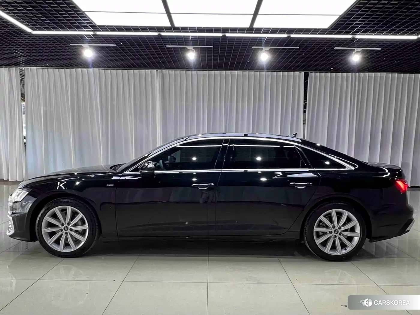 Audi A6L id 4559803 из Китая 11