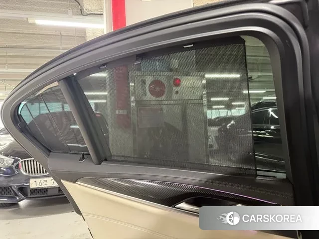 BMW 5 Series (G30) id 3411790 из Кореи 11